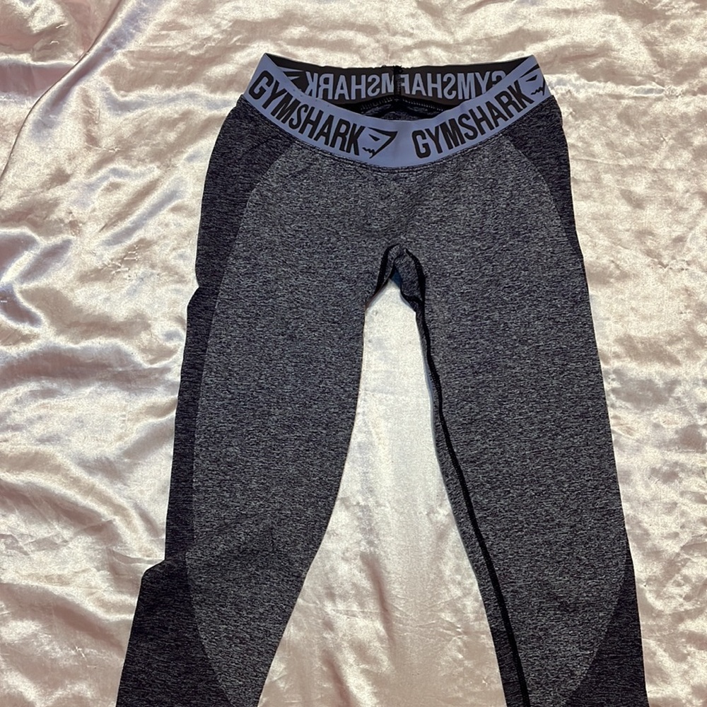 Purple gymshark flex leggings💜 - Picture 2 of 4